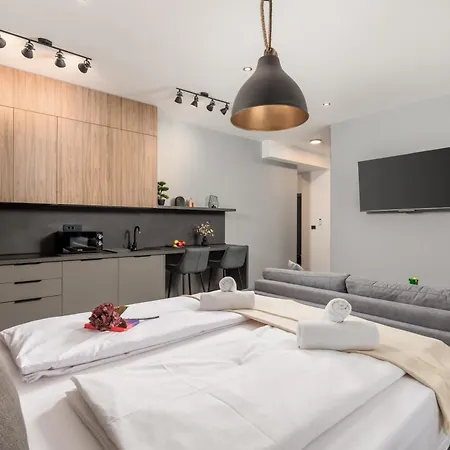 Mila Apartments Rijeka Exterior photo